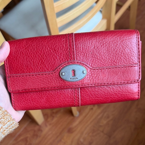 Fossil Handbags - Fossil Maddox Cherry Red Pebbled Leather Wallet